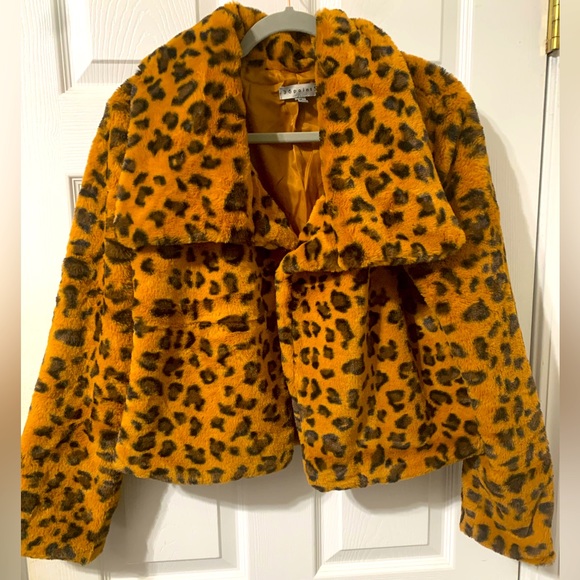 Leopard Faux Fur Jacket - Picture 2 of 4